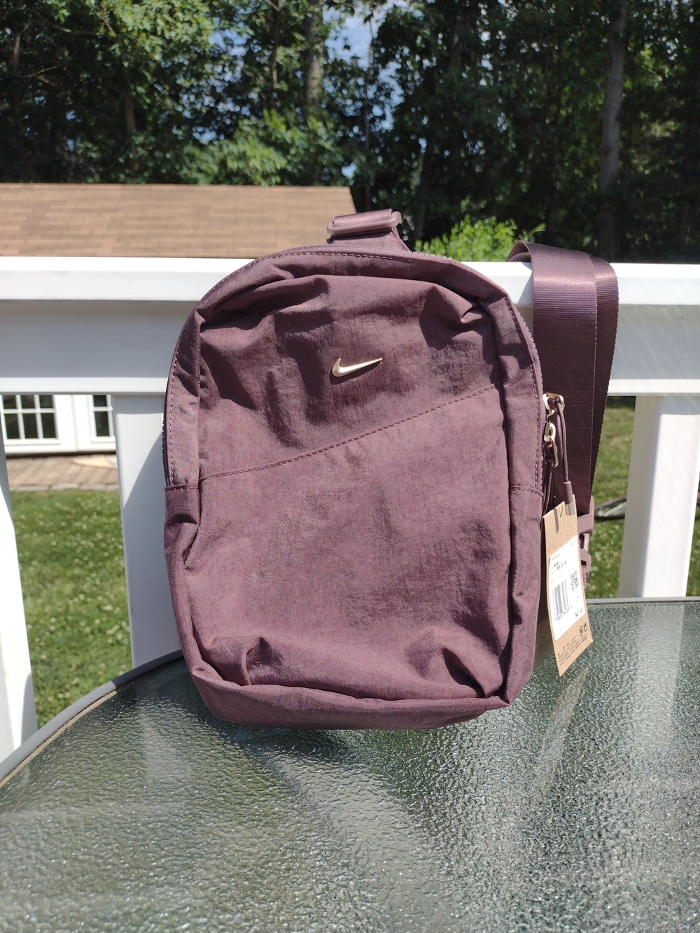 Nike Men's Plum Sling Belt Bag - Picture 5 of 5